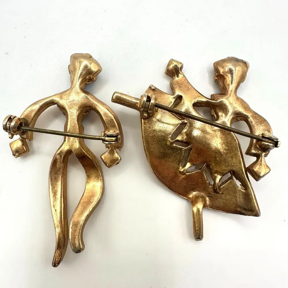1940s vintage gold tone dancing couple purple blue rhinestones figural brooches